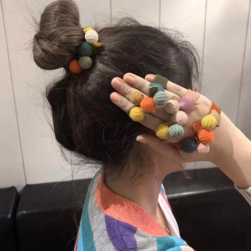 Set of 4 Plush Ball Hair Ties