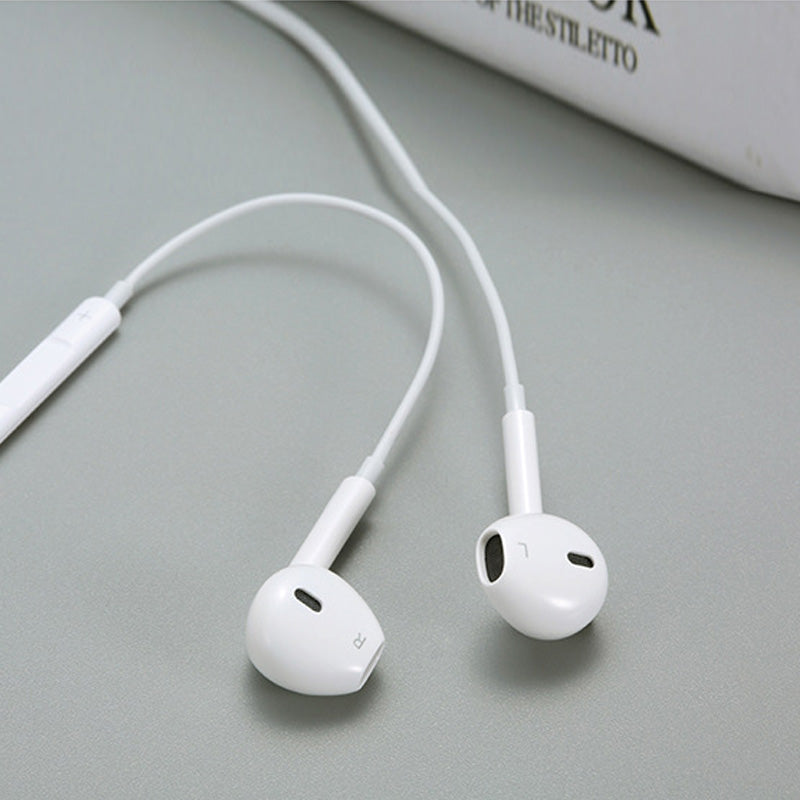 Built-in Mic Wired Earbuds with Lightning Connector